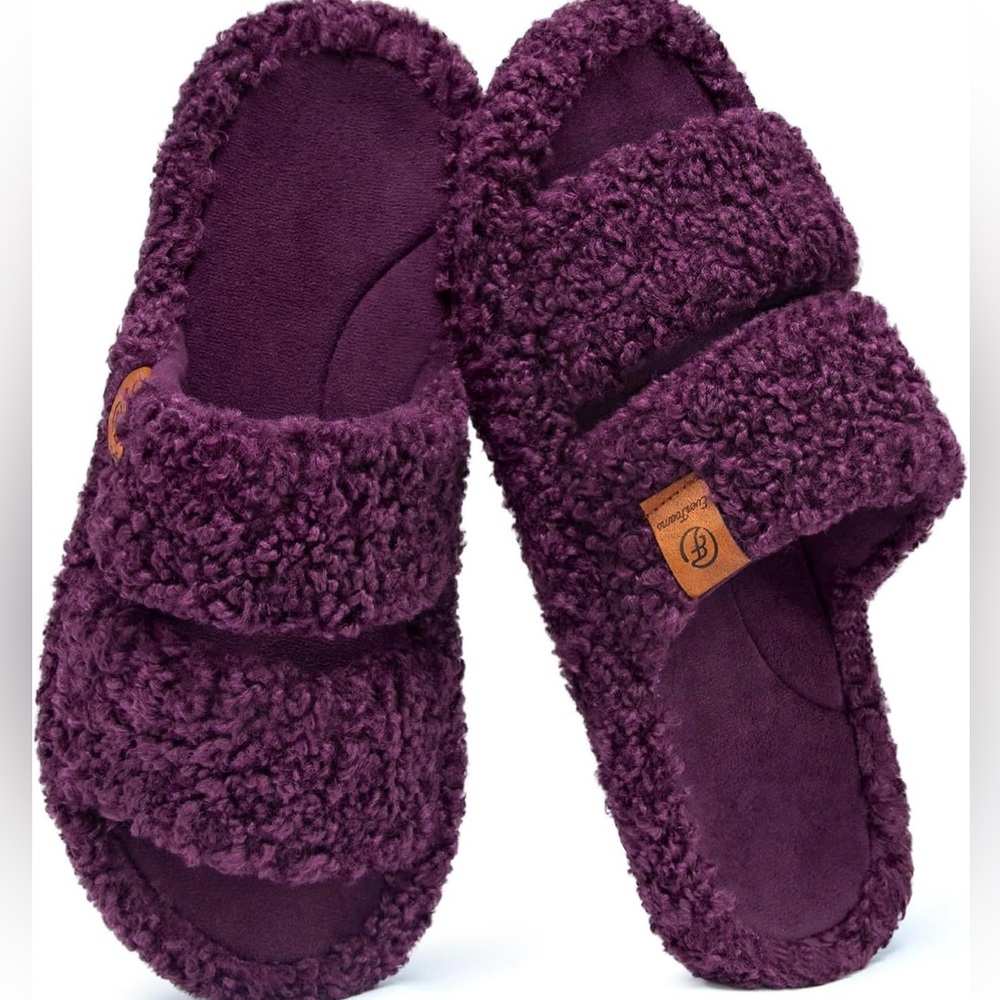 EverFoams Womens Fuzzy Open-toe Slippers Soft Comfy NWT